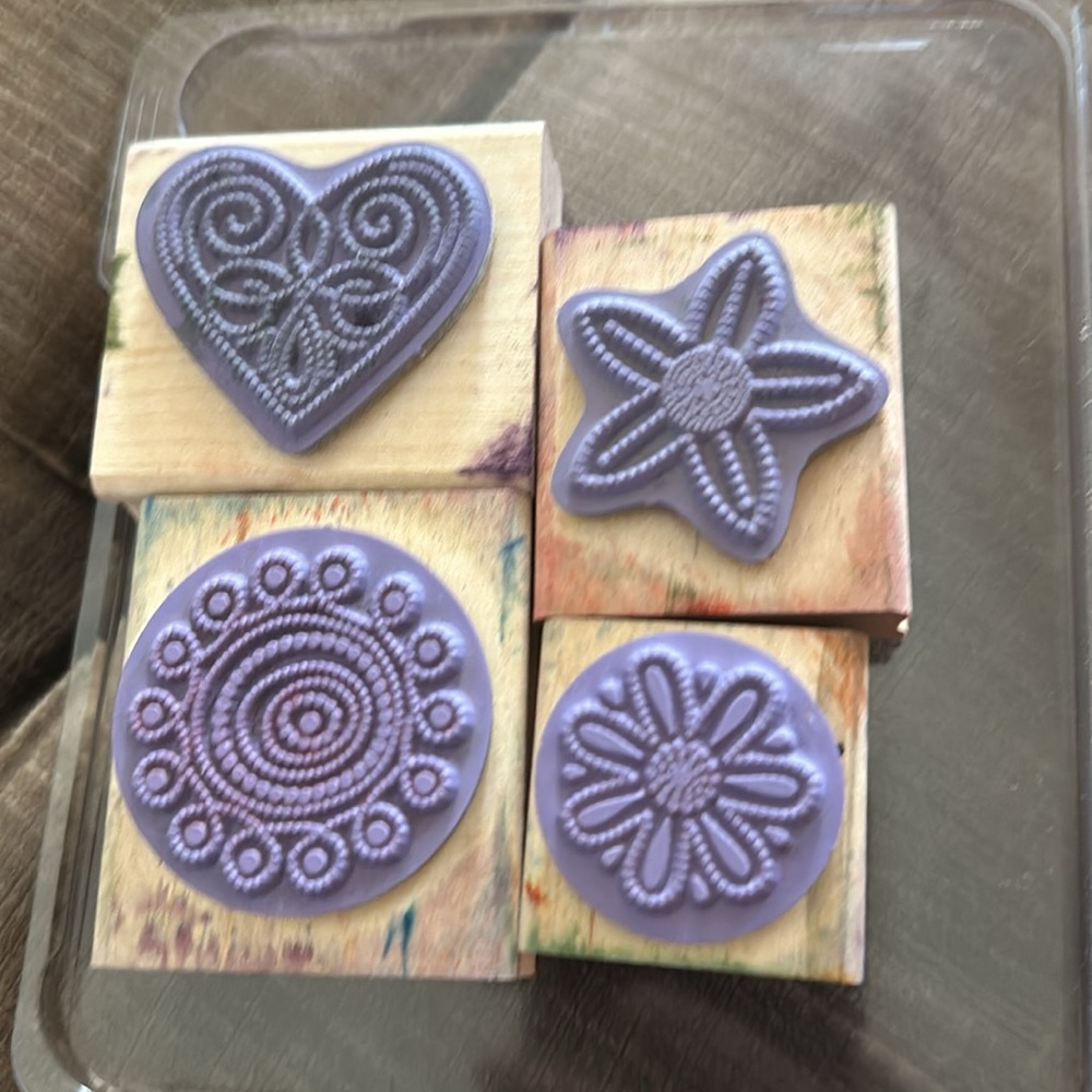 Stamps - Picture 2 of 7